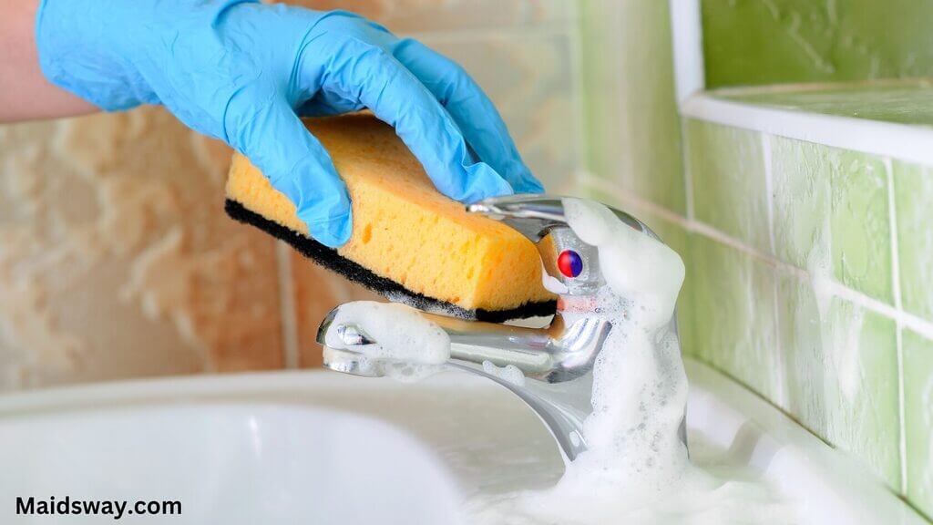 bathroom faucet cleaning